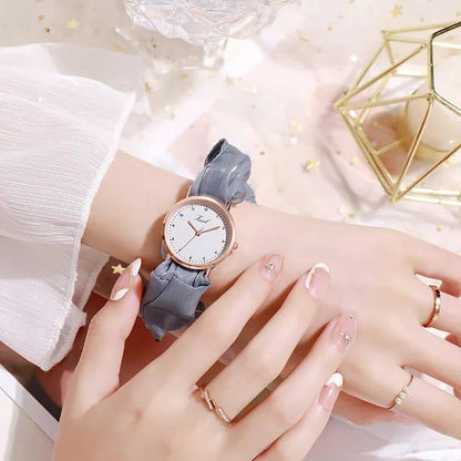 Stylish Women's Quartz Watch -1 Piece Water Resistant Bracelet Timepiece.